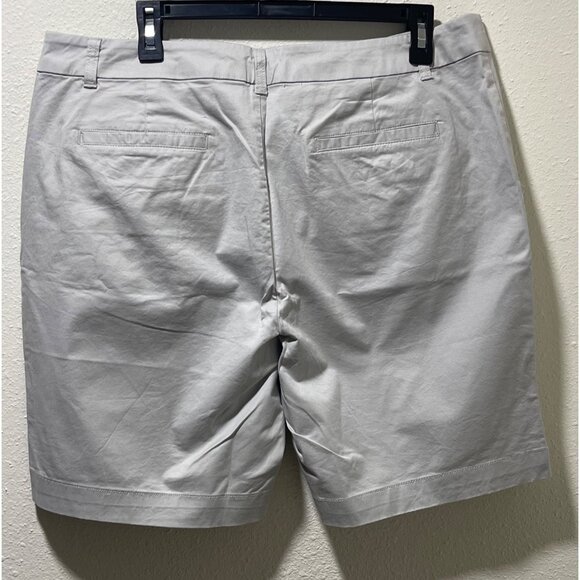 Matty M NWT Women’s Bermuda Shorts - Stretch Casual Knee Length Shorts, XL - Picture 8 of 11